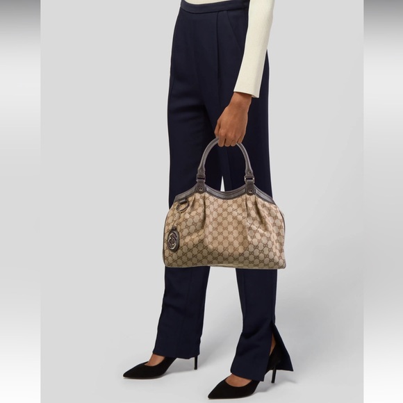 Like New GUCCI Sukey GG Canvas Medium Tote Shoulder Bag Brown Tan Monogram - Picture 7 of 17